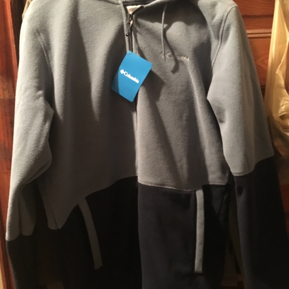 Columbia hoodie